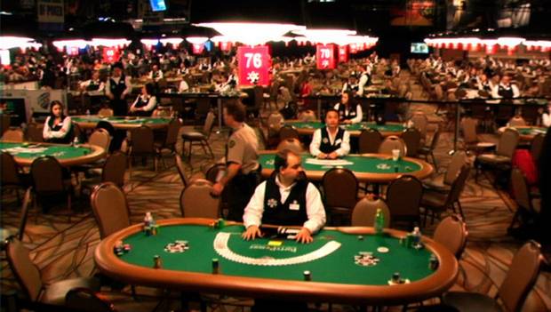 poker dealers