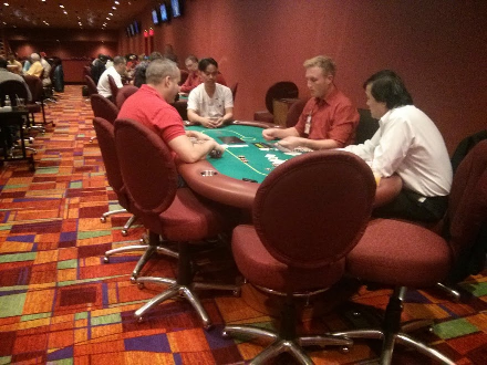Matt Glantz playing poker