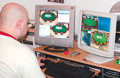 online poker play