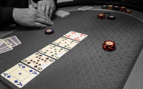 poker table chips
