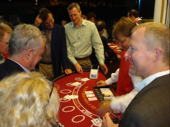 blackjack players