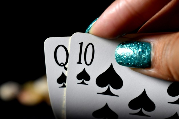 poker hand Q10